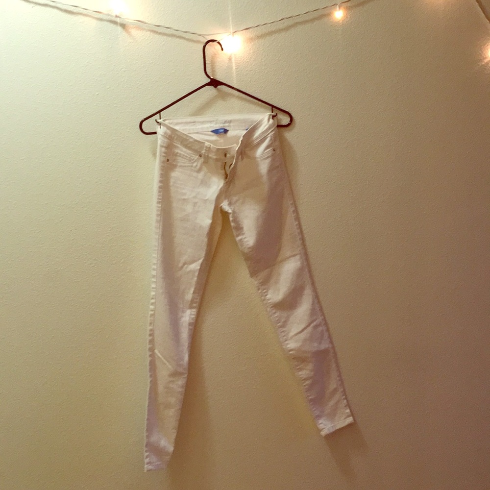 white skinny jeans